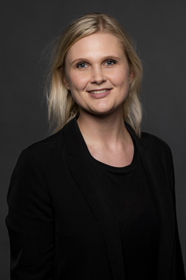 Portrætfoto af Carina Lundby