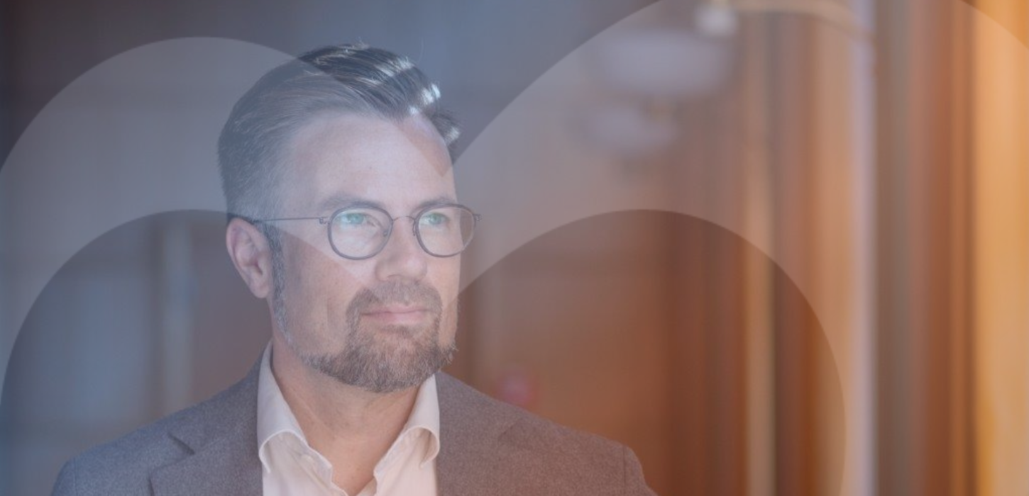 Portrætfoto af Peter Rahbæk Juel